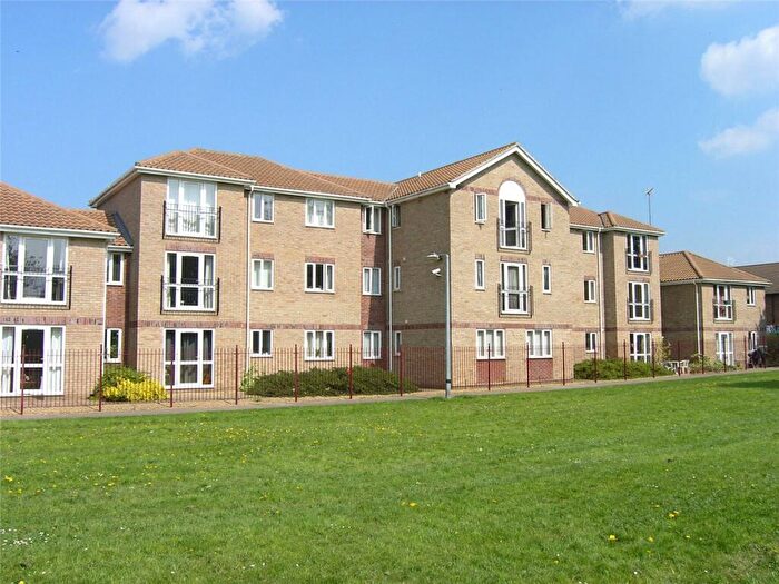 2 Bedroom Apartment To Rent In Apollo Way, Cambridge, Cambridgeshire, CB4
