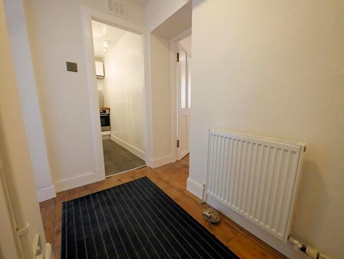 1 Bedroom Flat To Rent In Madeira Place, Leith, Edinburgh, EH6