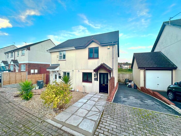 2 Bedroom Semi-Detached House To Rent In Shetland Close, Torquay, TQ2