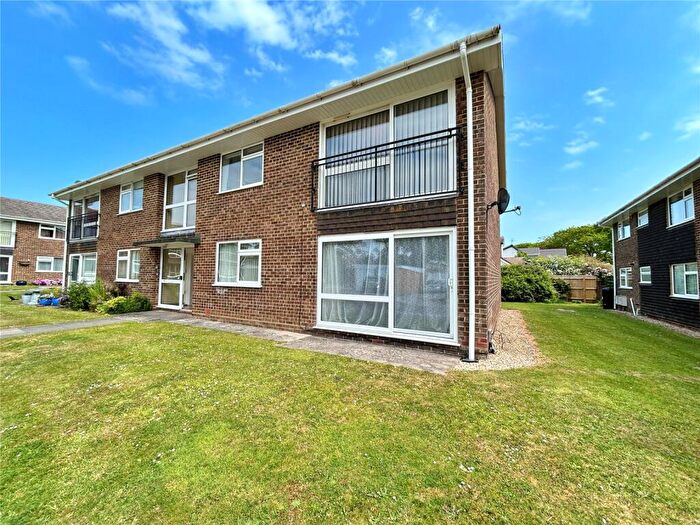 2 Bedroom Apartment For Sale In Montagu Road, Highcliffe, Christchurch, Dorset, BH23