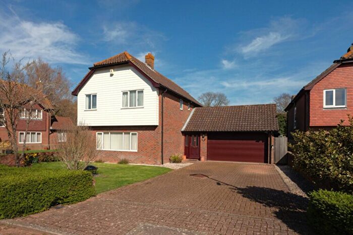 4 Bedroom Detached House For Sale In The Haven, Hythe, CT21