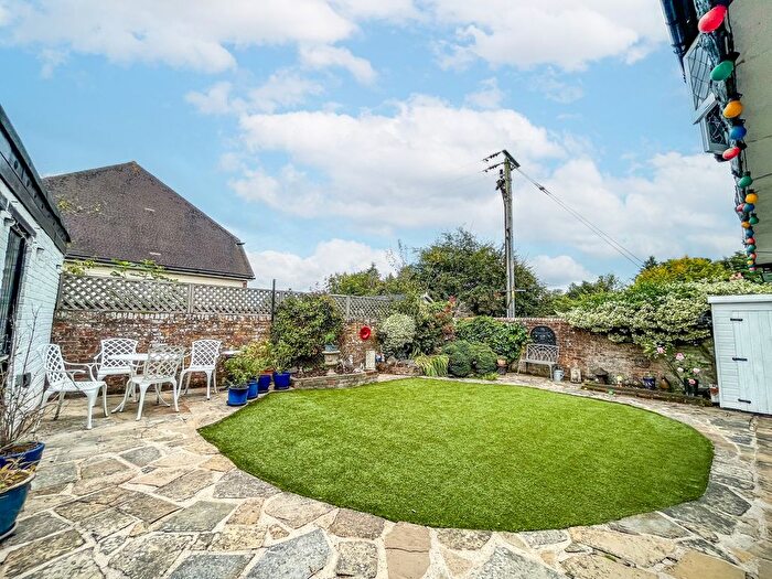 5 Bedroom Detached House For Sale In The Street, Sedlescombe, TN33