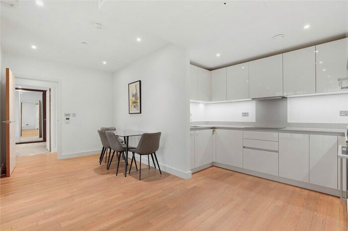2 Bedroom Flat To Rent In Gladwin Tower, Wandsworth Road, London, SW8
