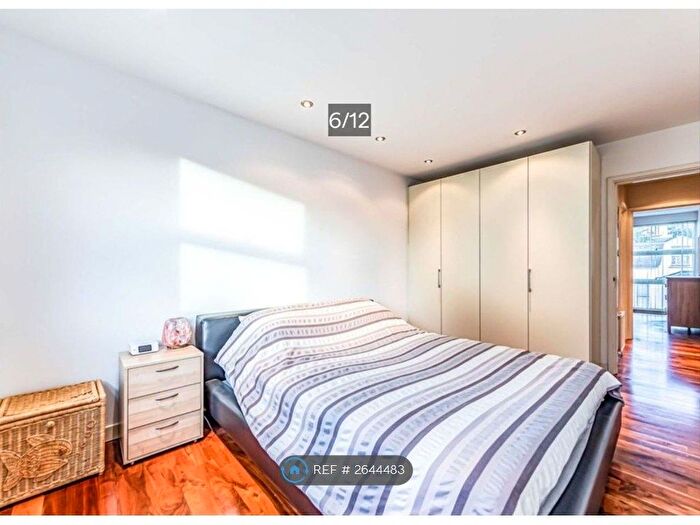 2 Bedroom Flat To Rent In Albion Road, London, N16