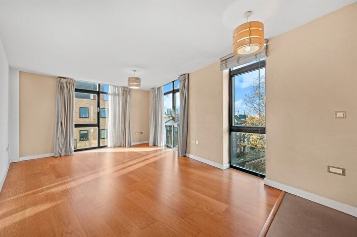 2 Bedroom Flat To Rent In Sailacre House, Woolwich Road, SE10