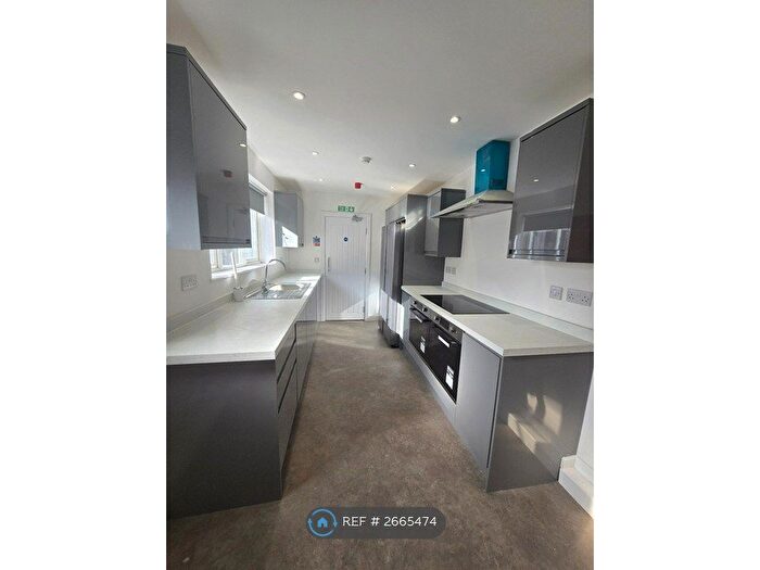 5 Bedroom Terraced House To Rent In Kilwick Street, Hartlepool, TS24