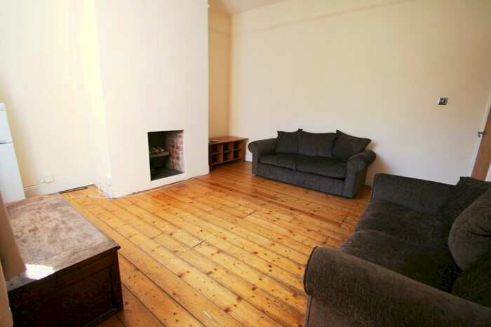 5 Bedroom Terraced House To Rent In Ripon Gardens, Jesmond, Newcastle Upon Tyne, NE2