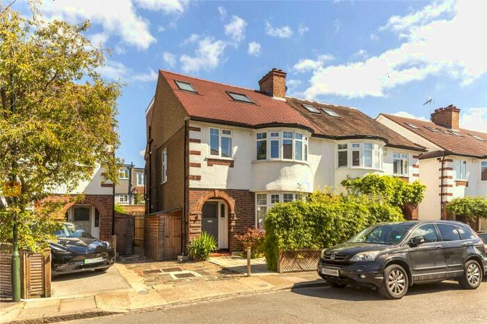 4 Bedroom House To Rent In Eastbourne Gardens, East Sheen, SW14