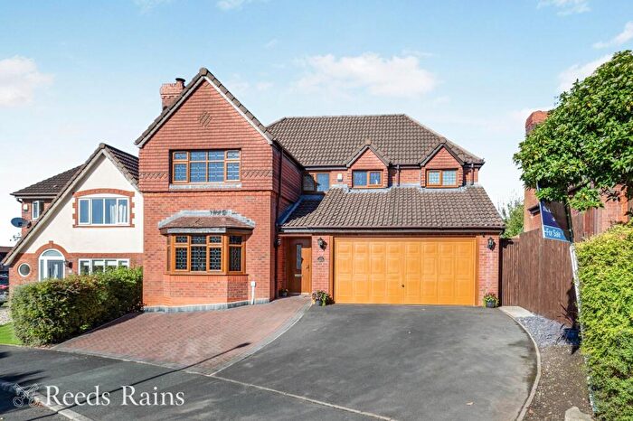 4 Bedroom Detached House For Sale In Burgh Wood Way, Chorley, Lancashire, PR7