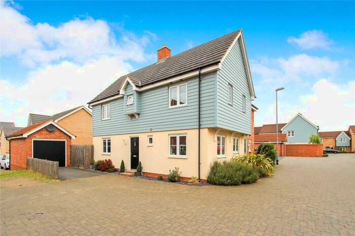 3 Bedroom Semi-Detached House To Rent In Port Holme Close, Godmanchester, Huntingdon, Cambridgeshire, PE29