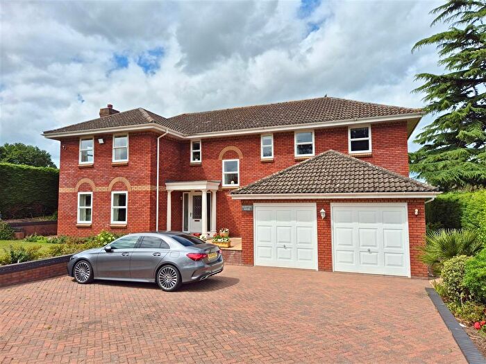 4 Bedroom Detached House For Sale In Hereford Road, Leominster, Herefordshire, HR6
