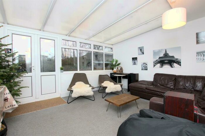 6 Bedroom House To Rent In Stanway Close, Bath, BA2