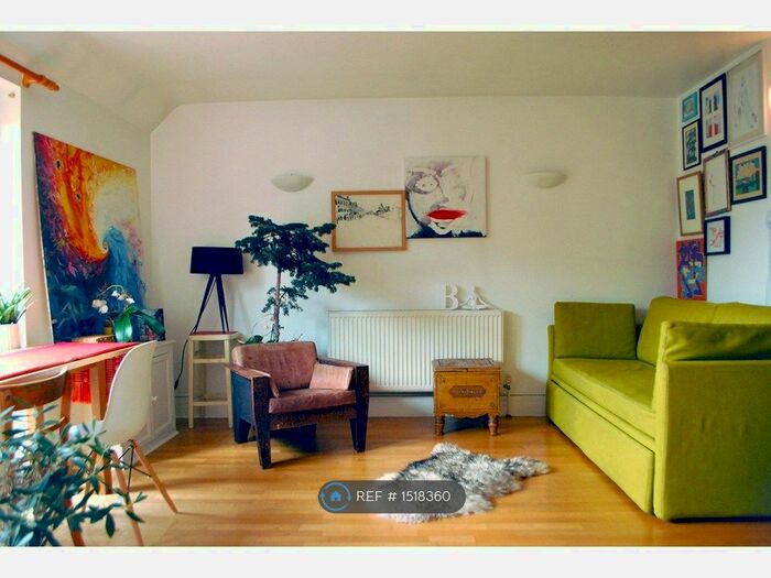 1 Bedroom Flat To Rent In Christchurch Road, London, SW2