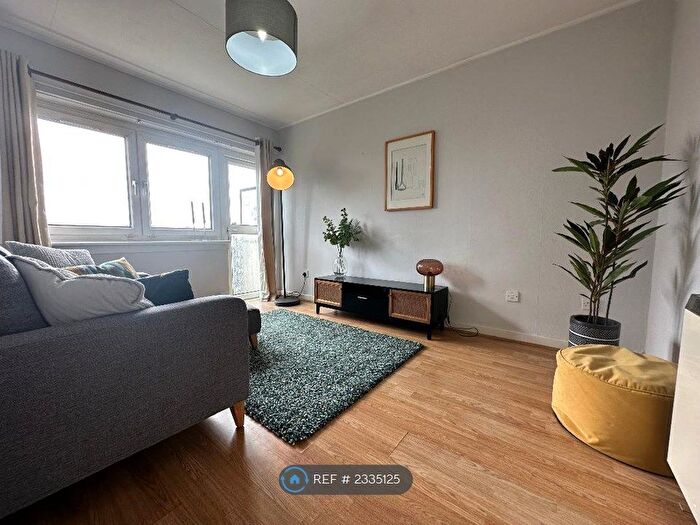 1 Bedroom Flat To Rent In Drygate, Glasgow, G4