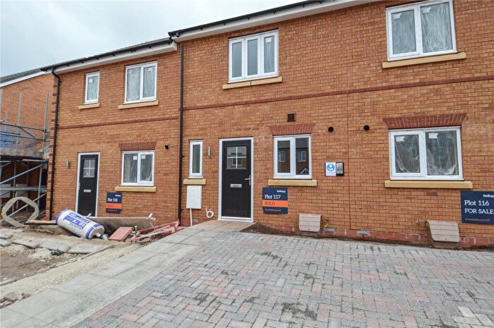 2 Bedroom Terraced House To Rent In Hawthorne Way, Birmingham, B38