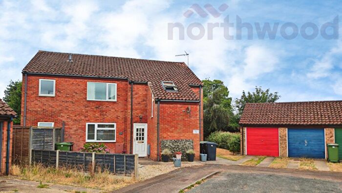 1 Bedroom Flat For Sale In Chestnut Close, Costessey, NR5