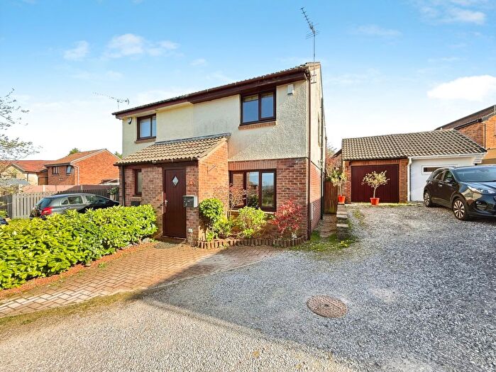 2 Bedroom Semi Detached House For Sale In Bro Dawel, Llangyfelach, Swansea, West Glamorgan, SA6