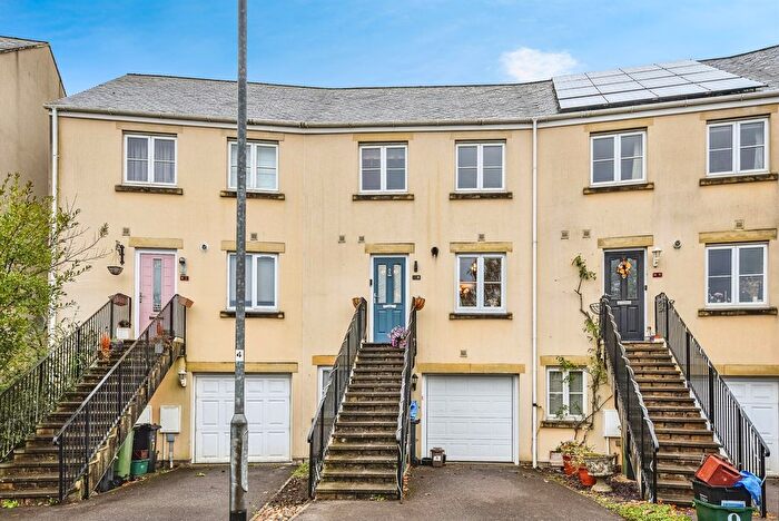 4 Bedroom Property For Sale In Weston Walk, Frome, BA11