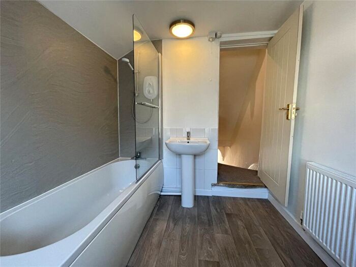 4 Bedroom Terraced House To Rent In Thomas Street, Caernarfon, Gwynedd, LL55