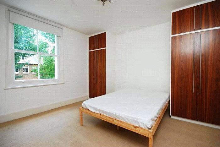 2 Bedroom Flat To Rent In Lisgar Terrace, West Kensington, London, W14
