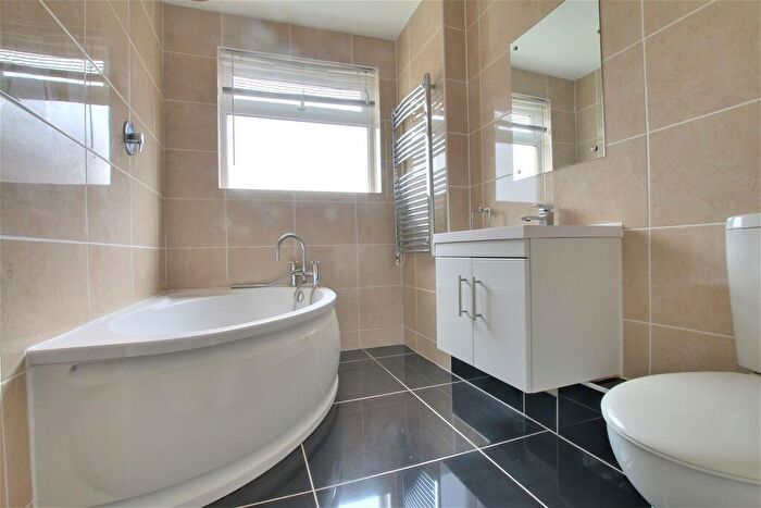 1 Bedroom Apartment To Rent In Pecks Court, High Street, Chatteris, PE16