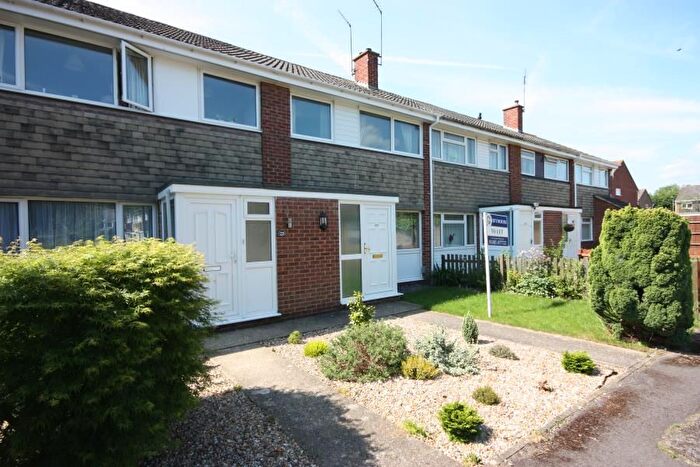 3 Bedroom Property To Rent In Grange Road, Guildford, GU2