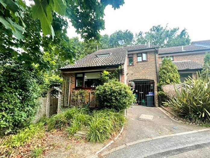 3 Bedroom End Of Terrace House For Sale In Bridle Way, Wimborne, BH21