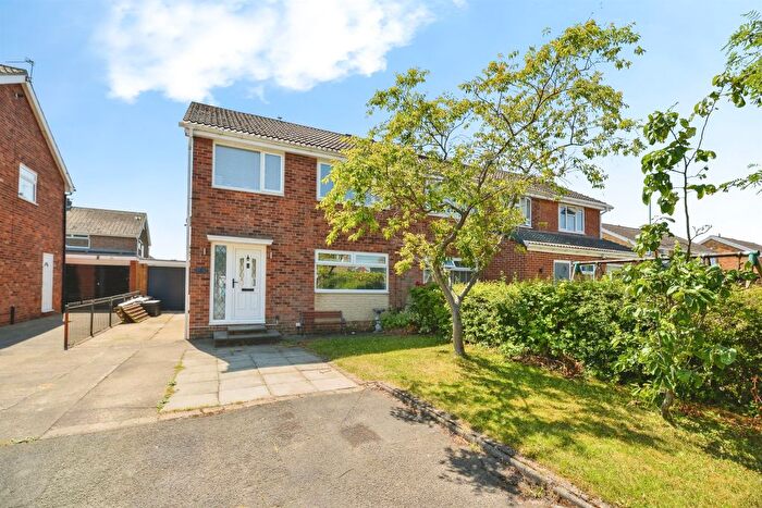 3 Bedroom Semi Detached House For Sale In Rainton Grove, Stockton-On-Tees, TS18
