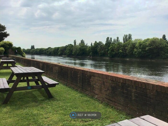 2 Bedroom Flat To Rent In Hartington Road, London, W4