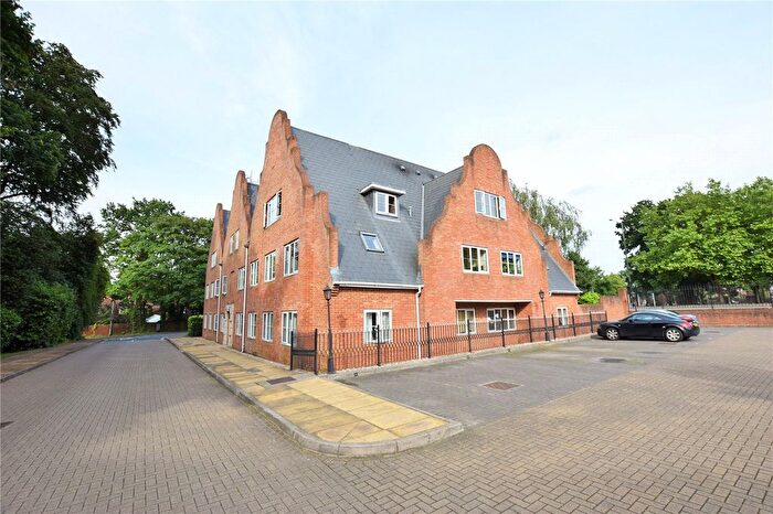 1 Bedroom Flat To Rent In Paddock House, Burleigh Road, Ascot, Berkshire, SL5