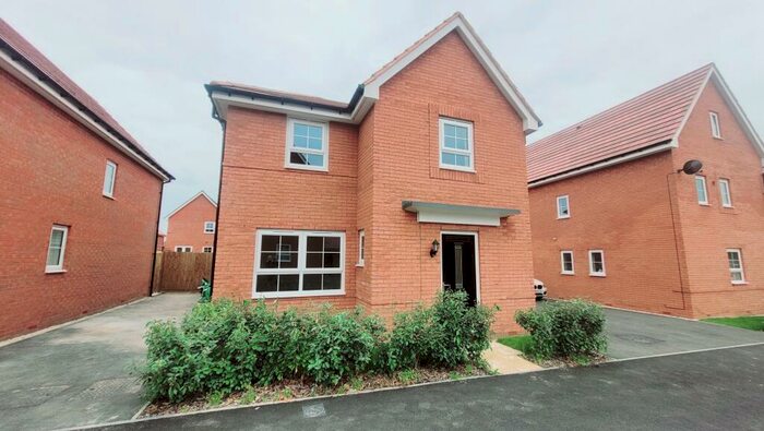 4 Bedroom House To Rent In Moon Avenue, Hugglescote, LE67