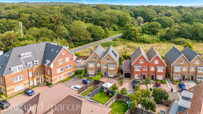 4 Bedroom Semi-Detached House To Rent In Oaks Lane, Great Bookham, Leatherhead, KT23