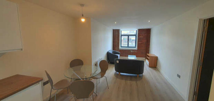 2 Bedroom Apartment To Rent In Conditioning House, Cape Street, Bradford, BD1
