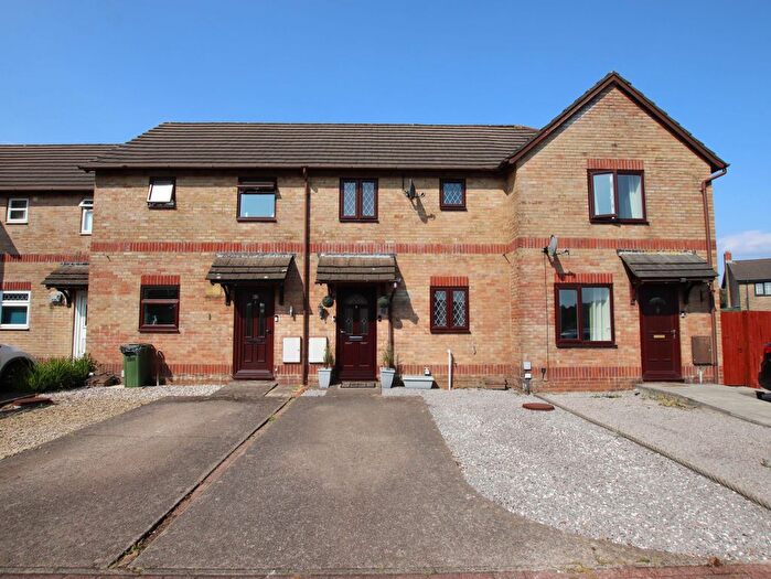 2 Bedroom Terraced House For Sale In Manor Chase, Beddau, CF38