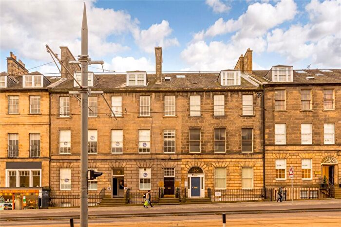 2 Bedroom Apartment To Rent In York Place, Edinburgh, Midlothian, EH1