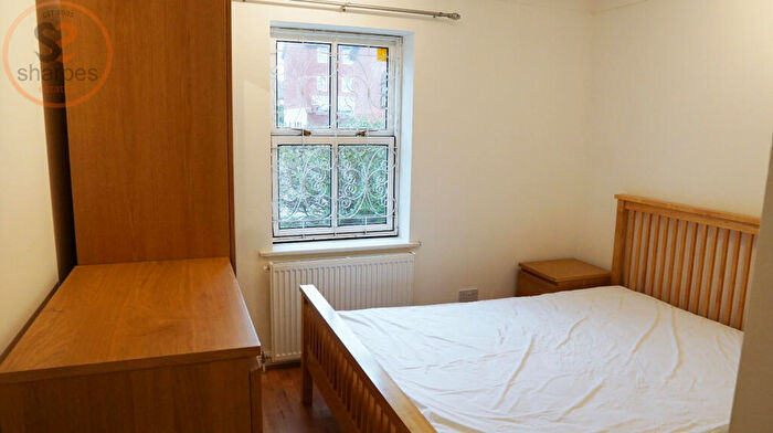 1 Bedroom Flat To Rent In Kennet Square, Mitcham, Surrey, CR4