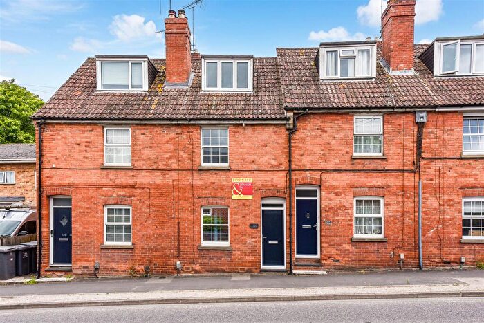 3 Bedroom House For Sale In New Street, Andover, SP10
