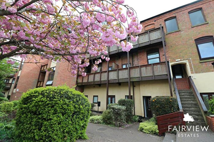 2 Bedroom Apartment To Rent In Leen Court, Nottingham, NG7