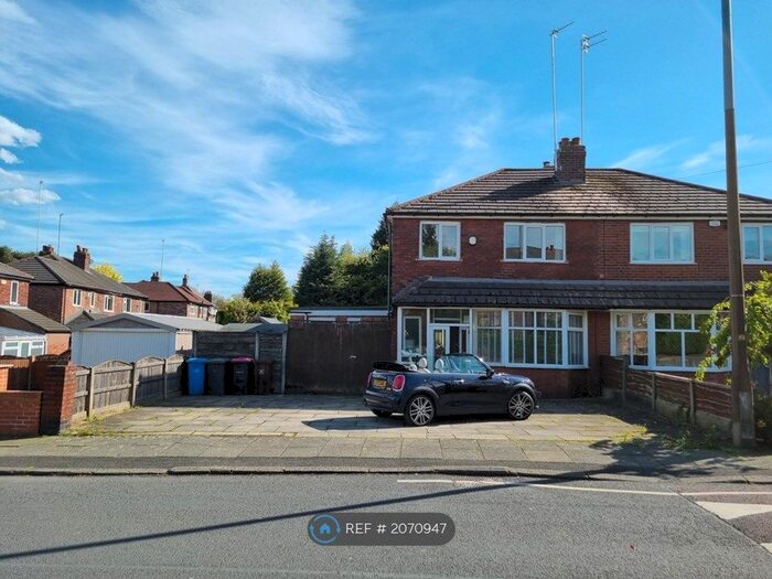 4 Bedroom Semi-Detached House To Rent In Birch Road, Manchester, M27