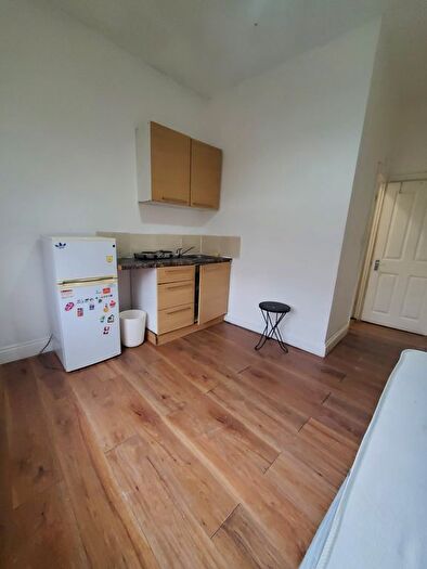 Studio To Rent In Station Road, Hounslow, Greater London, TW3