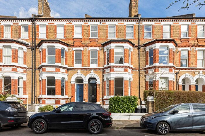 1 Bedroom Flat For Sale In Schubert Road, Putney, SW15