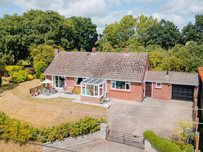 2 Bedroom Detached Bungalow For Sale In Upton Pyne, Exeter, EX5