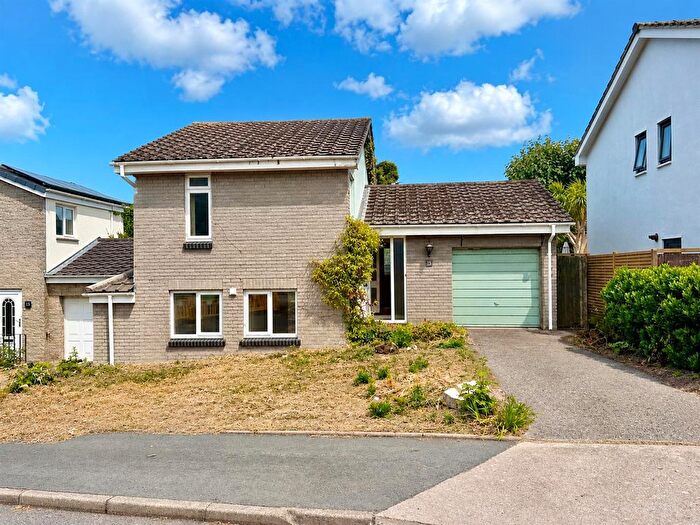 3 Bedroom Detached House For Sale In Summercourt Way, Brixham, TQ5
