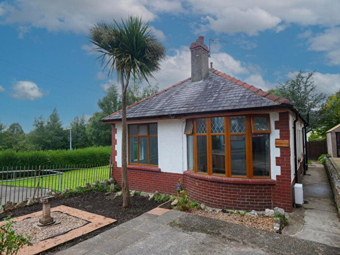 2 Bedroom Detached Bungalow For Sale In Chester Place, Lancaster, LA1