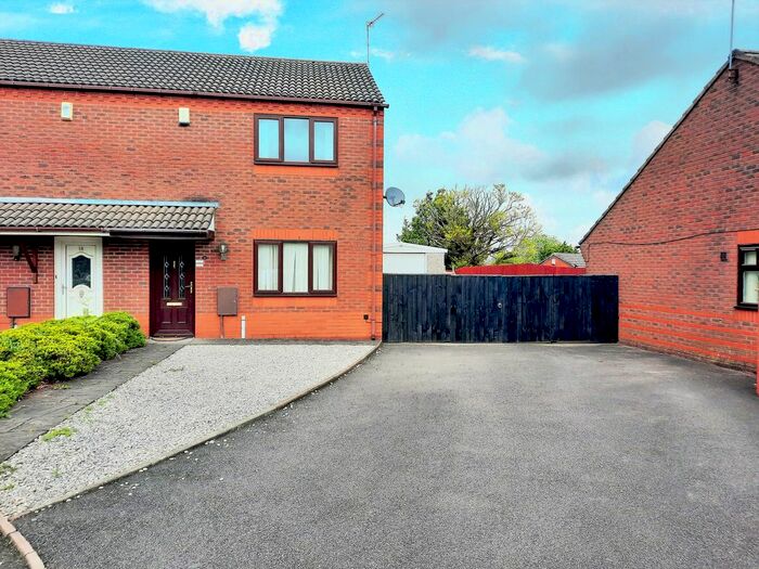 2 Bedroom Property To Rent In Bordeaux Road, Longton, Stoke-On-Trent, ST3