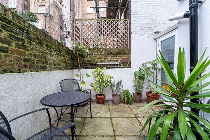 2 Bedroom Flat To Rent In Charlwood Street, London, SW1V