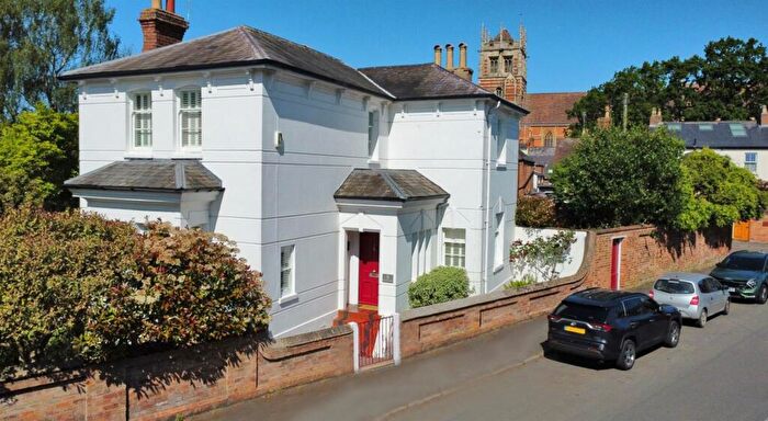 4 Bedroom Detached House For Sale In Union Road, Leamington Spa, CV32