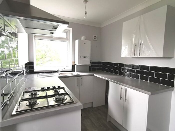 1 Bedroom Flat To Rent In Vale Crescent, Knottingley, WF11