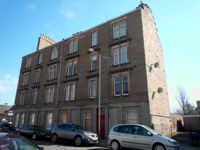 1 Bedroom Flat To Rent In St. Vincent Street, Broughty Ferry, Dundee, DD5