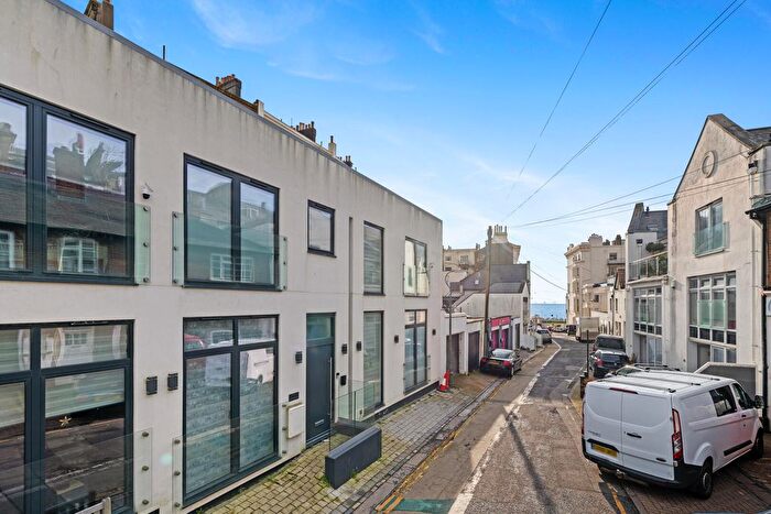 3 Bedroom Property For Sale In St. Johns Road, Hove, BN3